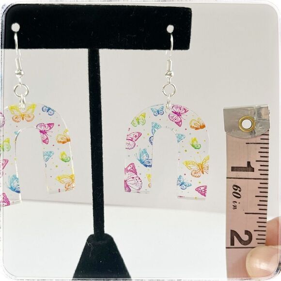 Handmade multicolor gradient acrylic butterfly earrings - Picture 2 of 2